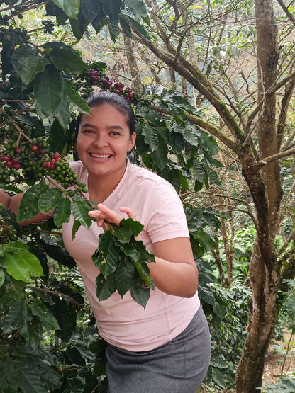 SN-25-32 YENSI SÁNCHEZ